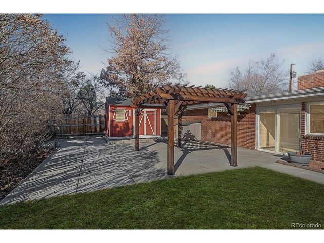 8520 W 59th Ave, Arvada, CO 80004