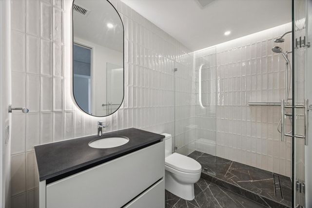 610 Davis ST 4401, Austin, TX 78701