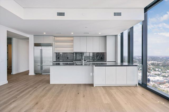 610 Davis ST 4401, Austin, TX 78701