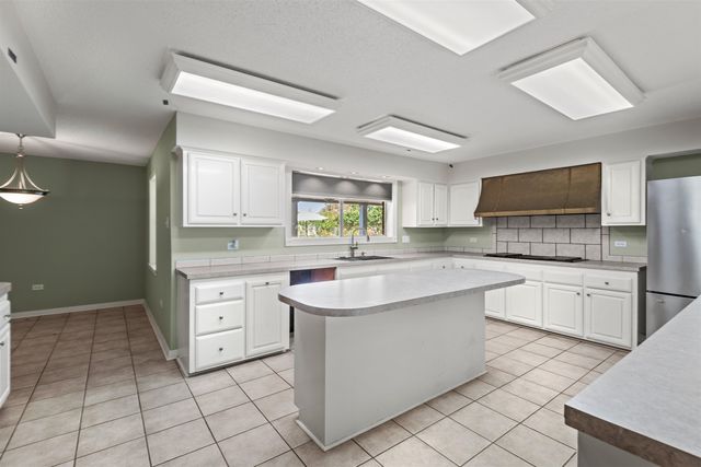 4029 Country Dr, Bourg, LA 70343