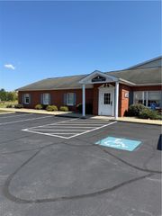 752 Brookshire Dr, Hermitage, PA 16148