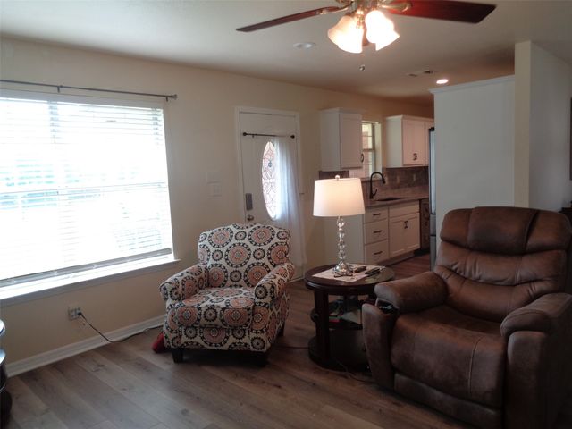 300 Church Street, Collinsville, TX 76233