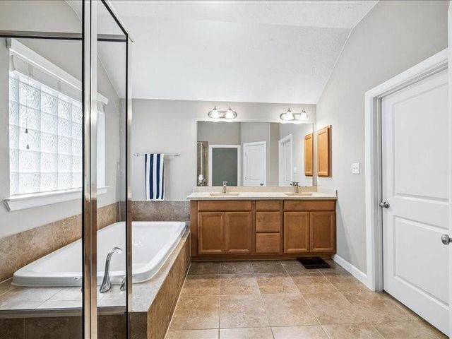 12802 Bridle Springs Lane, Houston, TX 77044