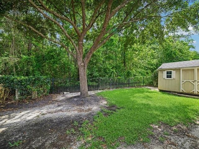 12802 Bridle Springs Lane, Houston, TX 77044