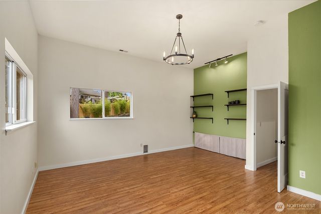 27615 221st Avenue SE, Maple Valley, WA 98038