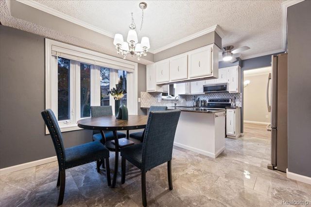 16213 Haverhill Drive, Macomb Township, MI 48044