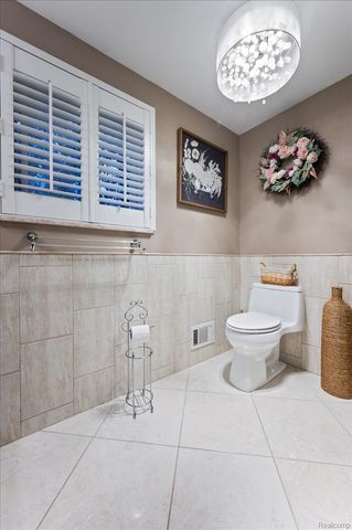 16213 Haverhill Drive, Macomb Township, MI 48044