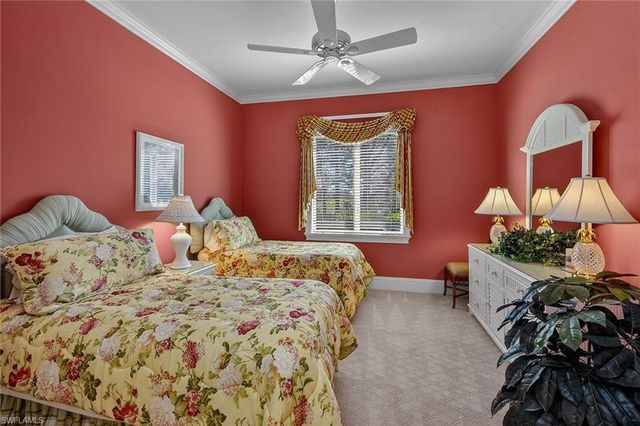 3848 Mahogany Bend DR, Naples, FL 34114