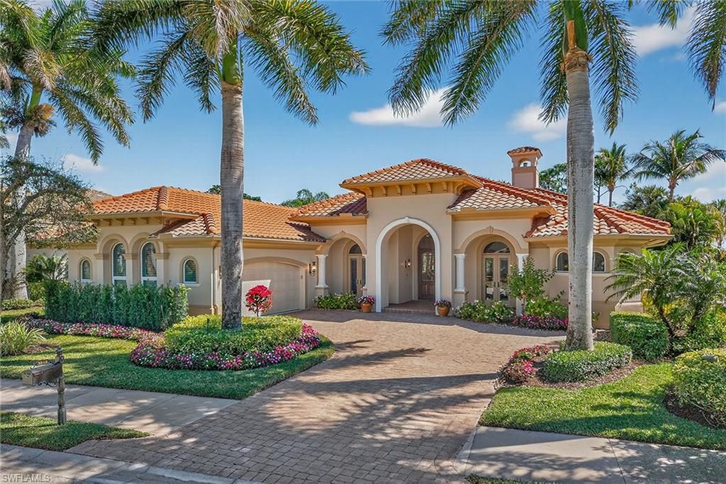3848 Mahogany Bend DR, Naples, FL 34114