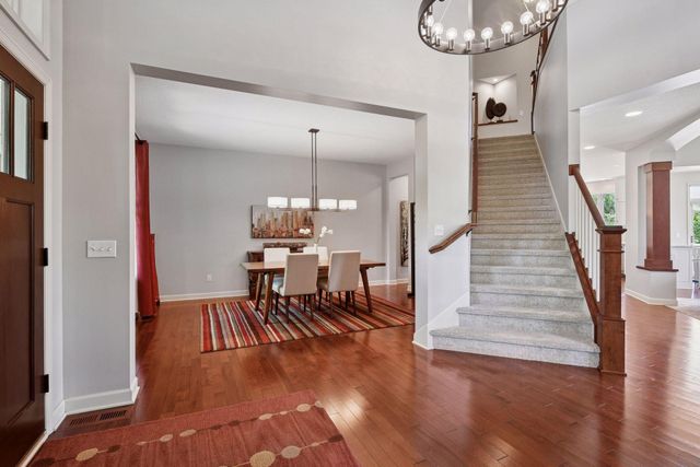 6160 Ithaca Lane N, Plymouth, MN 55446