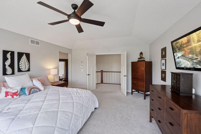 6160 Ithaca Lane N, Plymouth, MN 55446