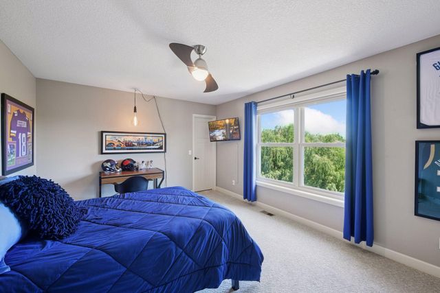 6160 Ithaca Lane N, Plymouth, MN 55446