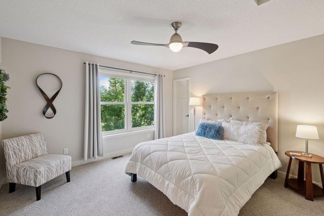 6160 Ithaca Lane N, Plymouth, MN 55446