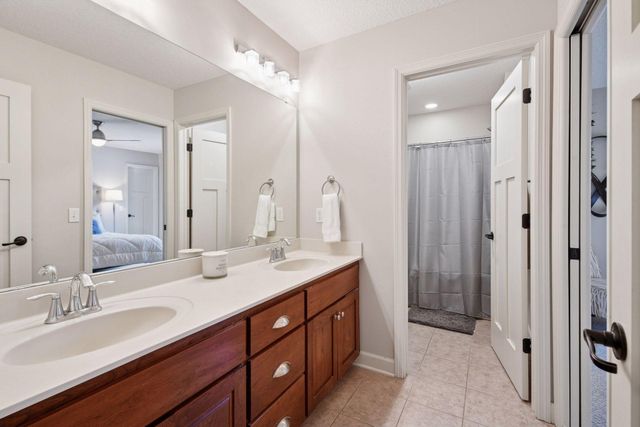 6160 Ithaca Lane N, Plymouth, MN 55446