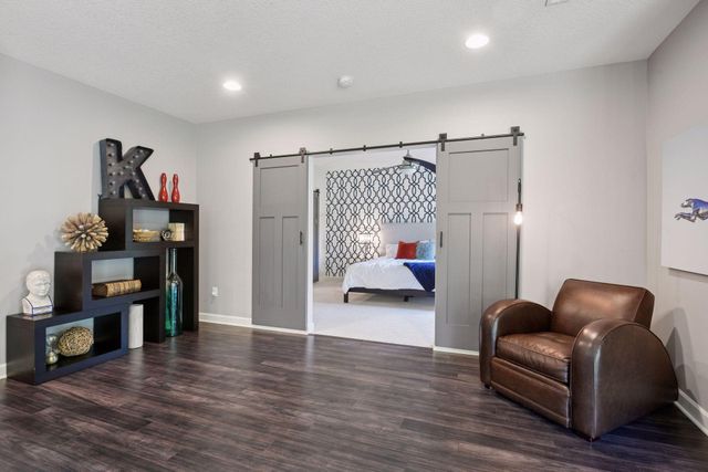 6160 Ithaca Lane N, Plymouth, MN 55446