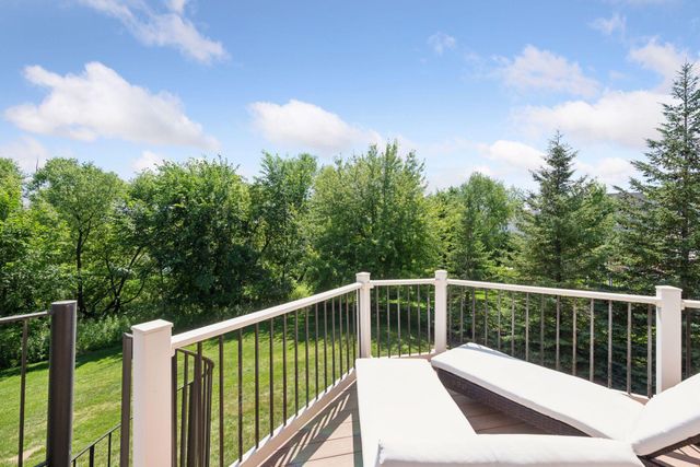 6160 Ithaca Lane N, Plymouth, MN 55446