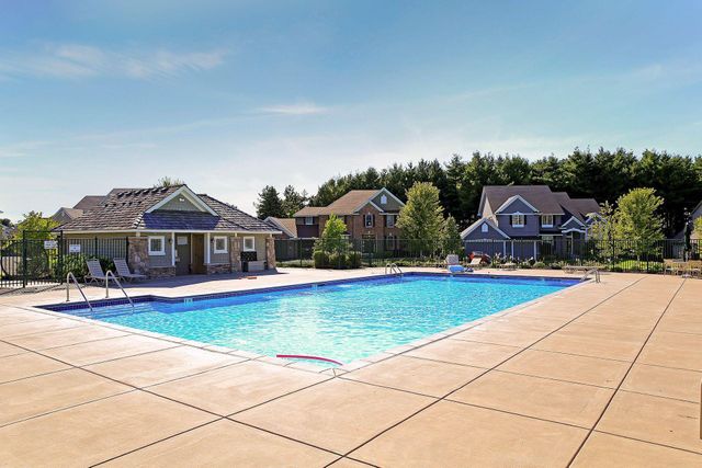 6160 Ithaca Lane N, Plymouth, MN 55446