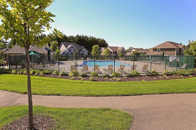 6160 Ithaca Lane N, Plymouth, MN 55446