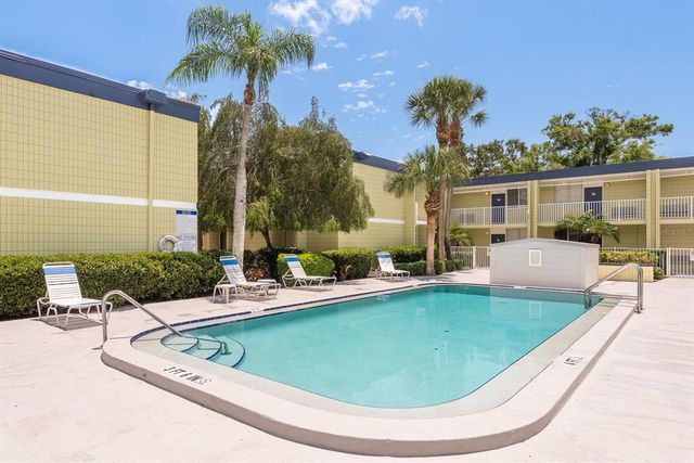 1301 S HOWARD AVENUE A9, Tampa, FL 33606
