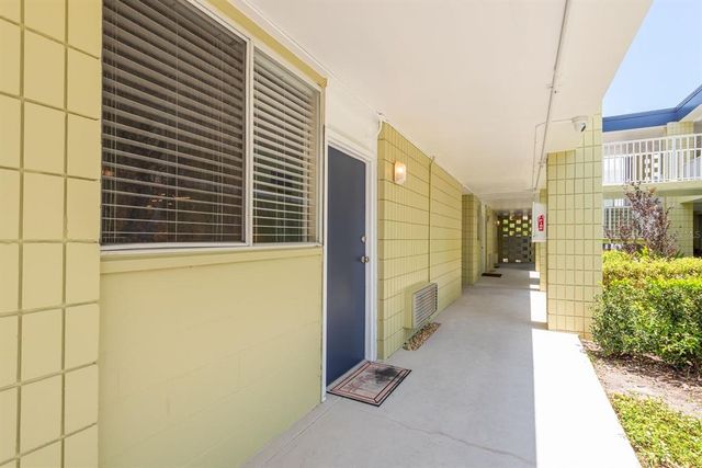 1301 S HOWARD AVENUE A9, Tampa, FL 33606