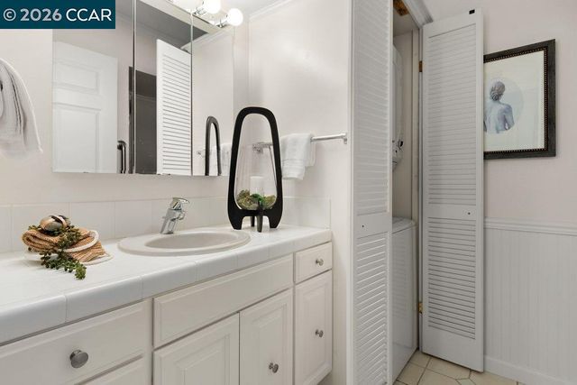 2057 Golden Rain Rd 8, Walnut Creek, CA 94595