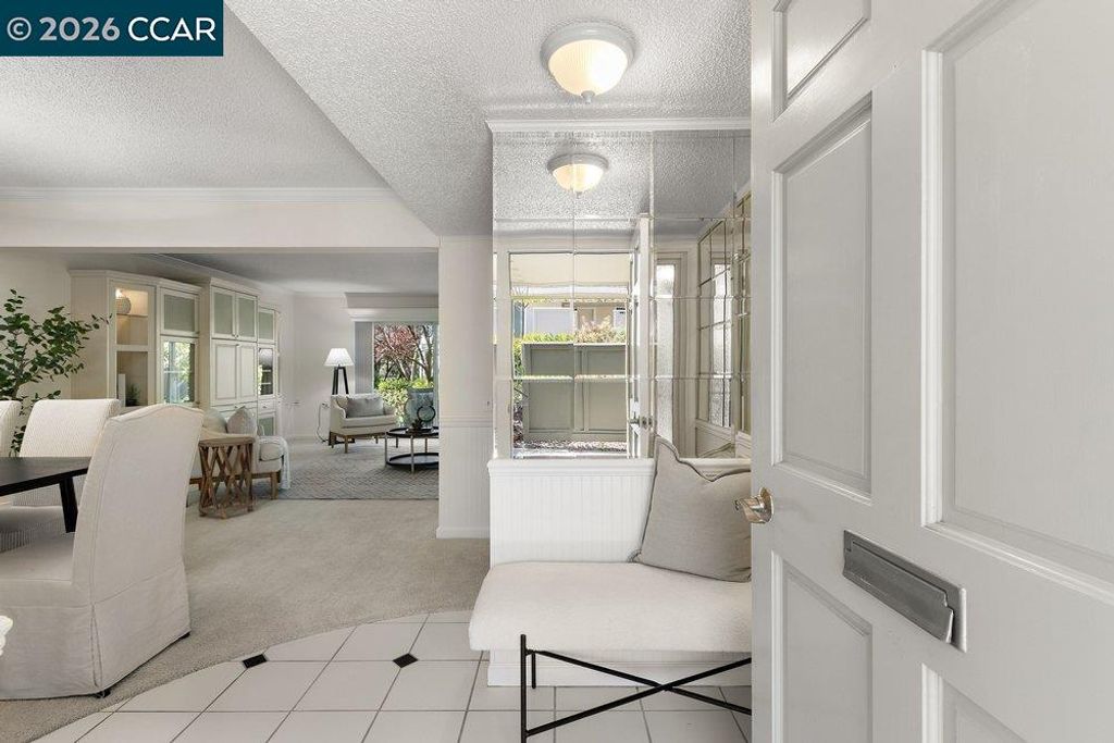 2057 Golden Rain Rd 8, Walnut Creek, CA 94595