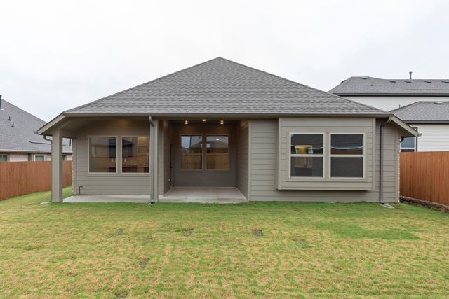 4043 Bedford Drive, Heartland, TX 75114