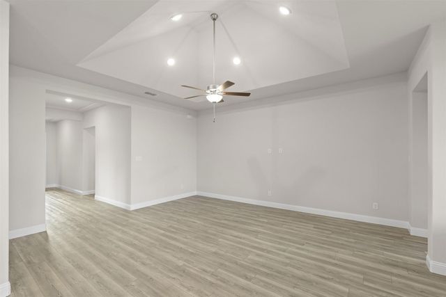 4043 Bedford Drive, Heartland, TX 75114