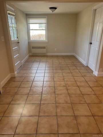 1 Alexine Avenue, East Rockaway, NY 11518