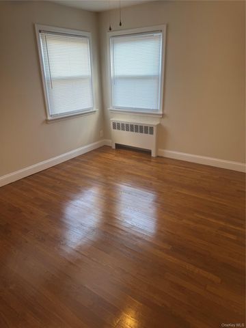1 Alexine Avenue, East Rockaway, NY 11518