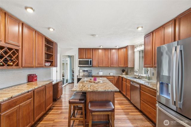 381 N Cascade Street, Buckley, WA 98321