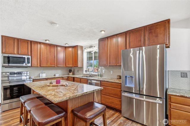 381 N Cascade Street, Buckley, WA 98321