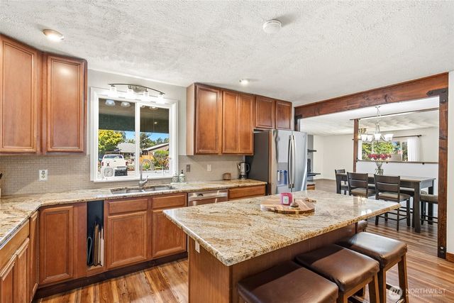 381 N Cascade Street, Buckley, WA 98321