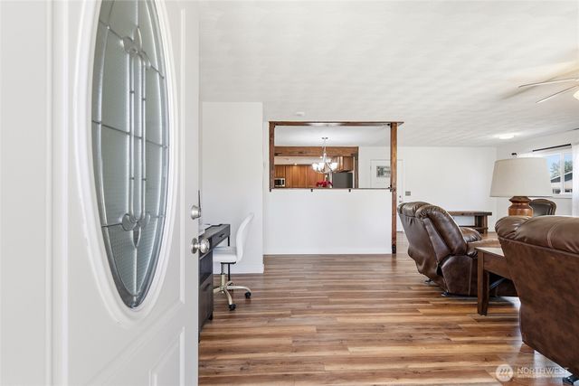 381 N Cascade Street, Buckley, WA 98321
