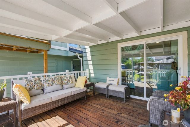 381 N Cascade Street, Buckley, WA 98321