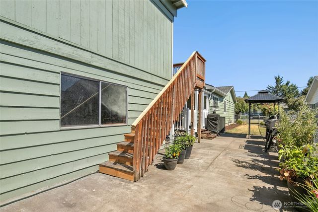 381 N Cascade Street, Buckley, WA 98321