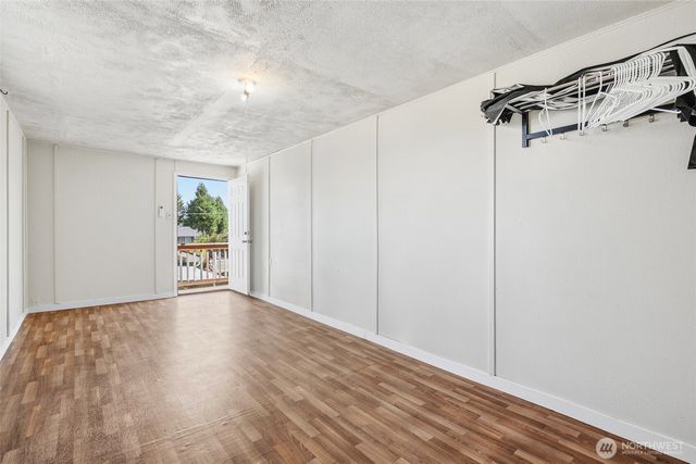 381 N Cascade Street, Buckley, WA 98321