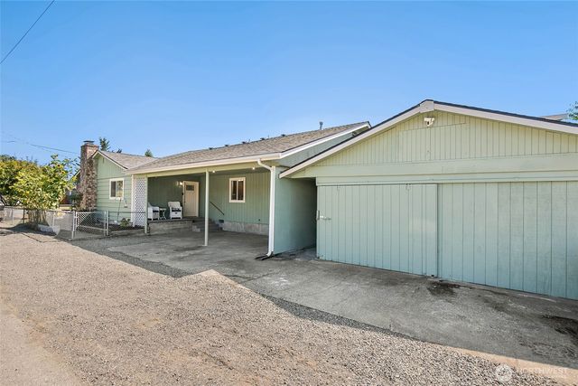 381 N Cascade Street, Buckley, WA 98321