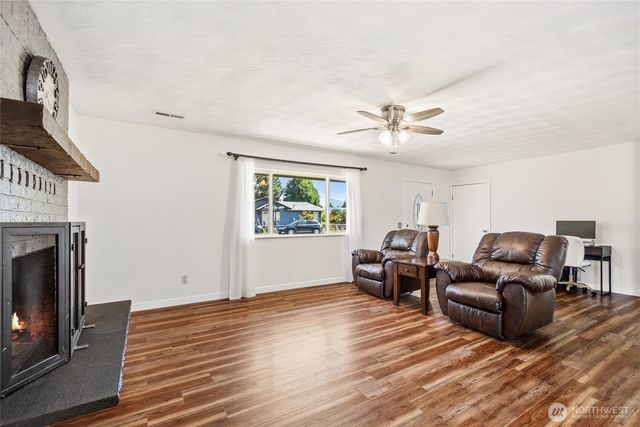 381 N Cascade Street, Buckley, WA 98321