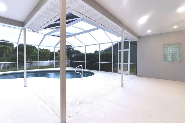 6734 60TH STREET CIRCLE E, Palmetto, FL 34221