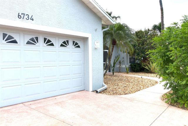 6734 60TH STREET CIRCLE E, Palmetto, FL 34221