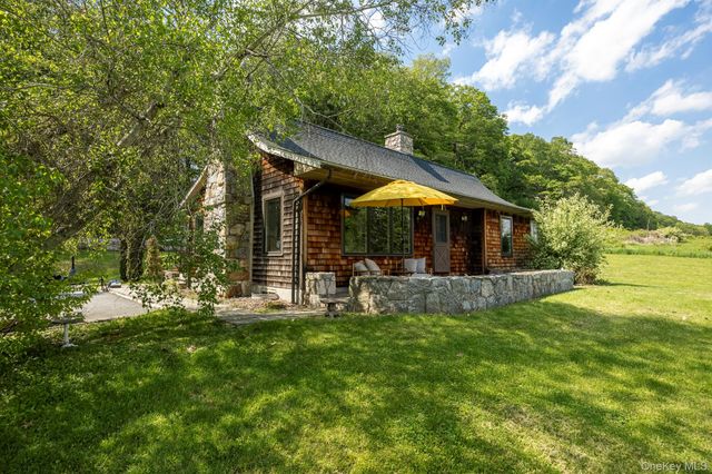 3881 ROUTE 44, Millbrook, NY 12545