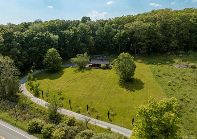 3881 ROUTE 44, Millbrook, NY 12545