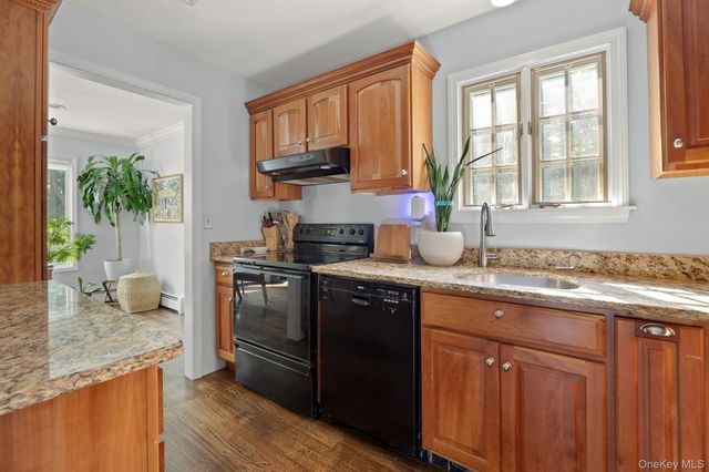3881 ROUTE 44, Millbrook, NY 12545