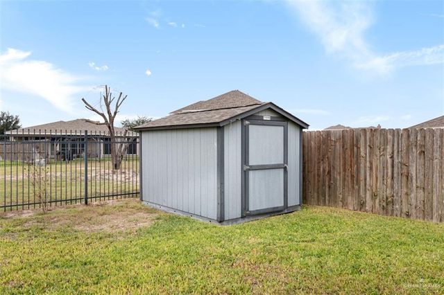 5148 Lost Creek Lane, Mcallen, TX 78504