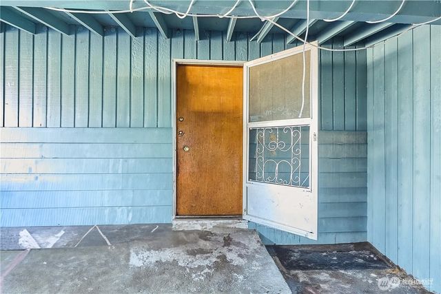 1416 E 38th Street, Tacoma, WA 98404