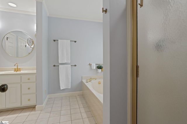 24 Hawk Nest Road, Travelers Rest, SC 29690