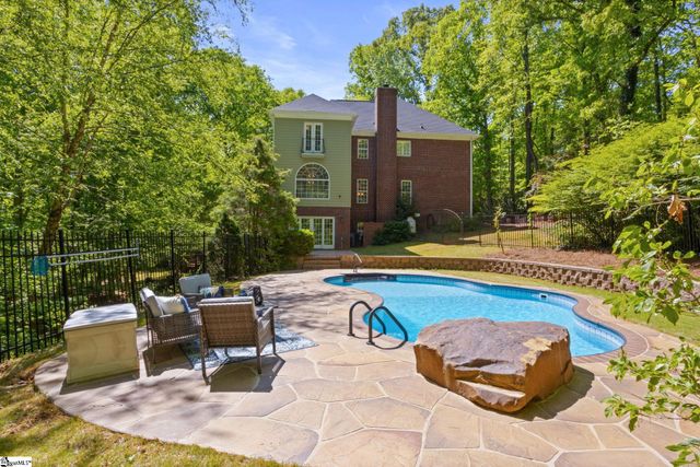 24 Hawk Nest Road, Travelers Rest, SC 29690