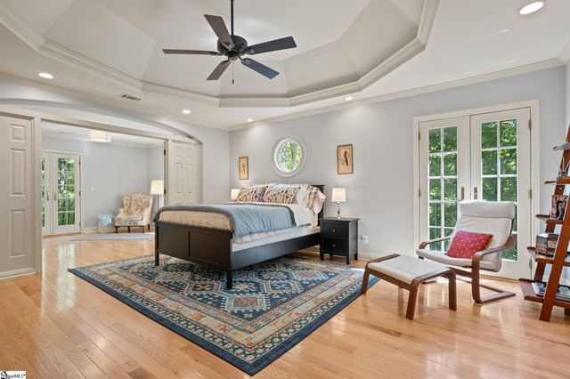24 Hawk Nest Road, Travelers Rest, SC 29690