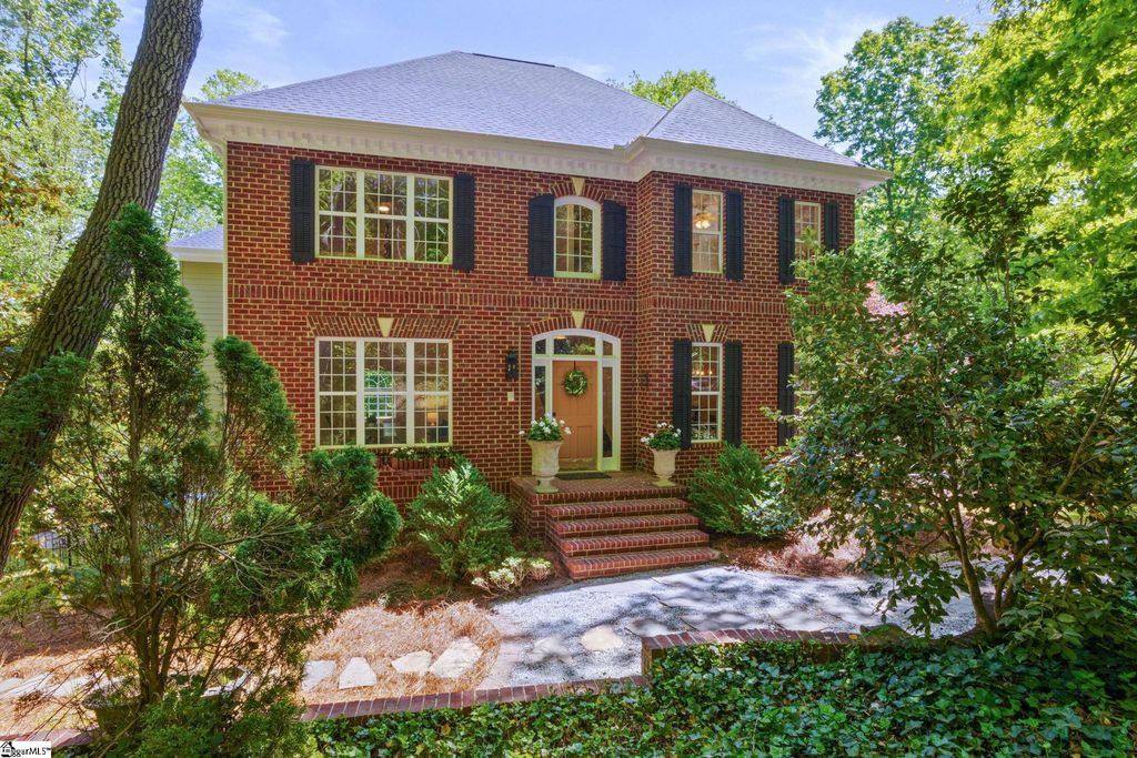 24 Hawk Nest Road, Travelers Rest, SC 29690